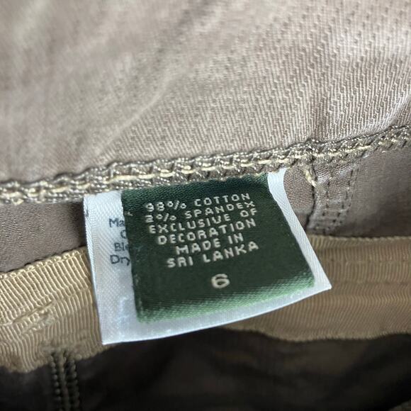 Eddie Bauer Cargo Pants Capri Women's Straight Brown Casual Relaxed Size 6 - Picture 14 of 16